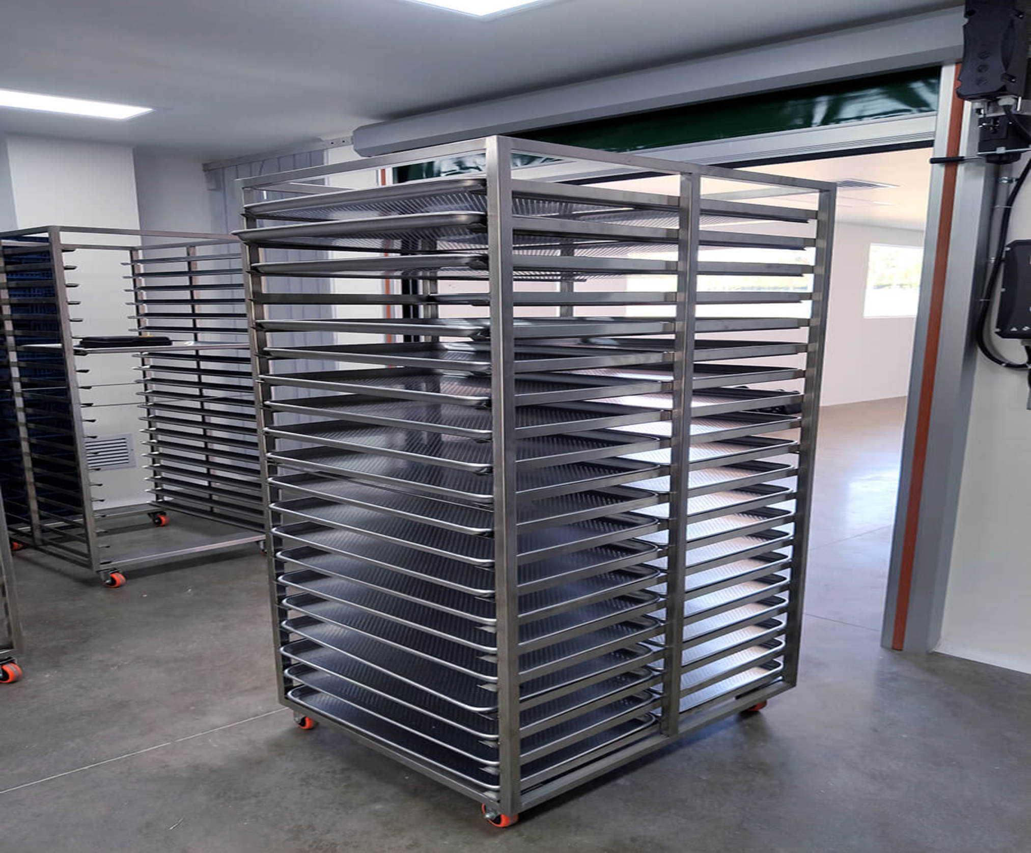 escabiladero-y-bandejas-4